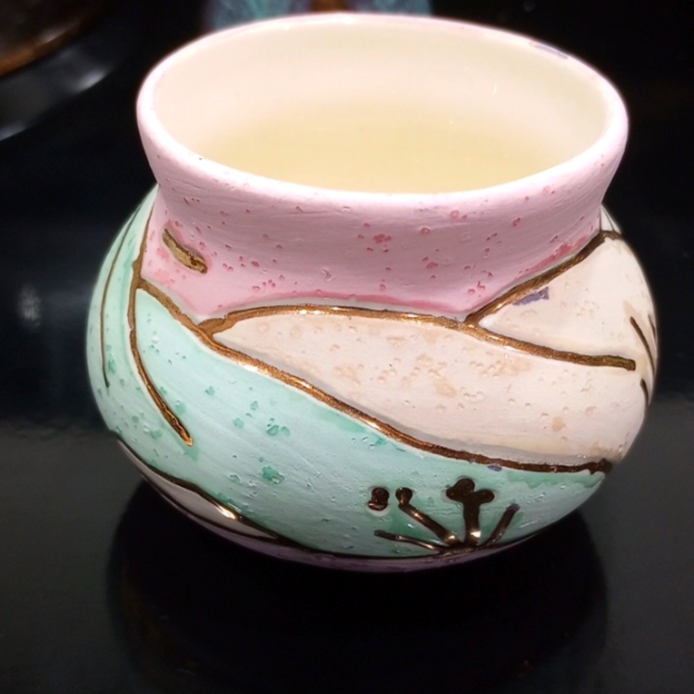 Authentic Native American New Mexico mini vase